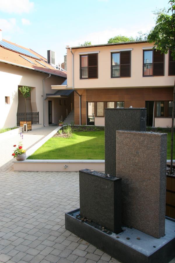 Szent János Hotel Szeged Exterior foto